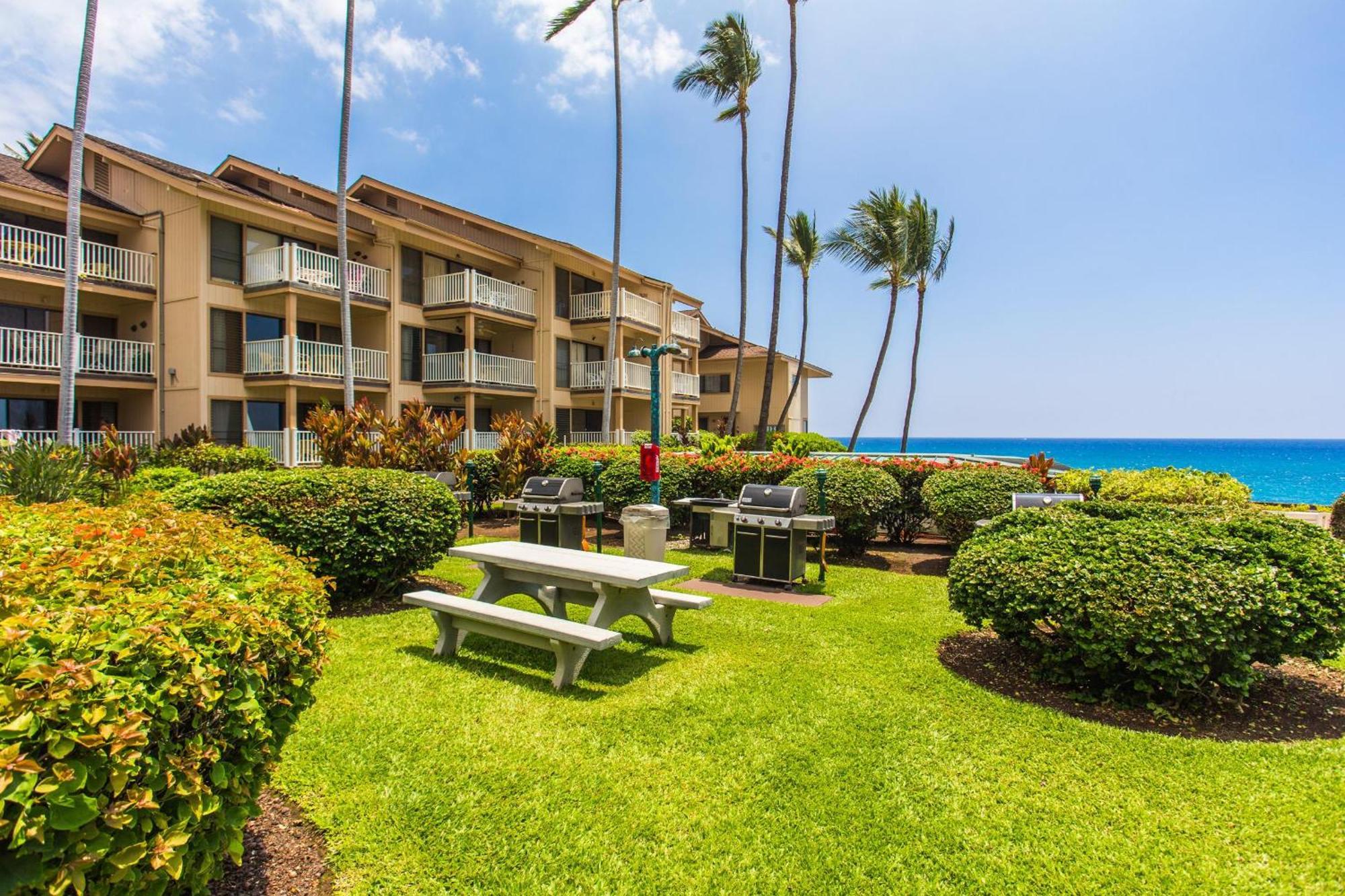 Sea Village 2Nd Floor Direct Oceanfront Unit With Extensive Upgrades Kailua-Kona Exterior foto